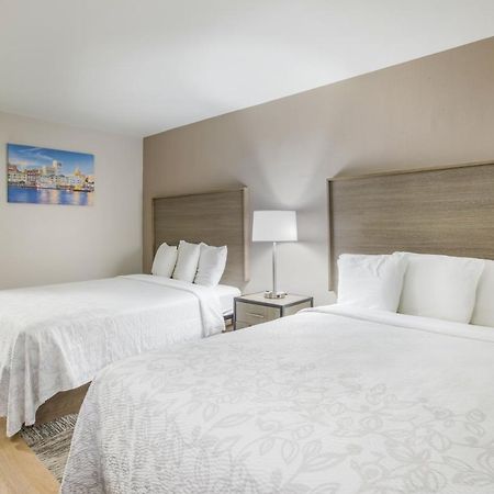 Red Roof Inn Plus+ & Suites Savannah - I-95 ジョージタウン エクステリア 写真