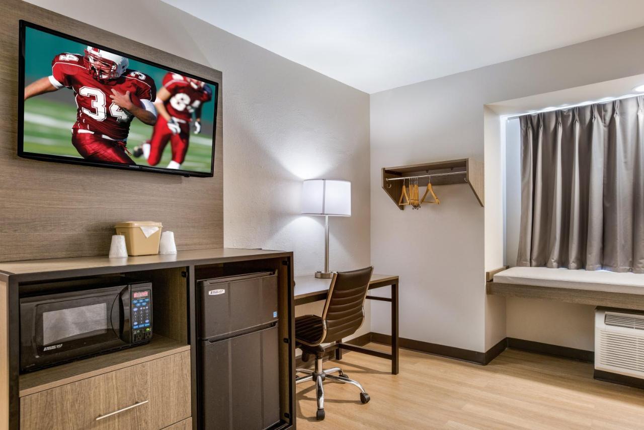 Red Roof Inn Plus+ & Suites Savannah - I-95 ジョージタウン エクステリア 写真