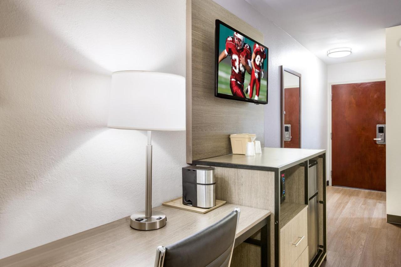 Red Roof Inn Plus+ & Suites Savannah - I-95 ジョージタウン エクステリア 写真