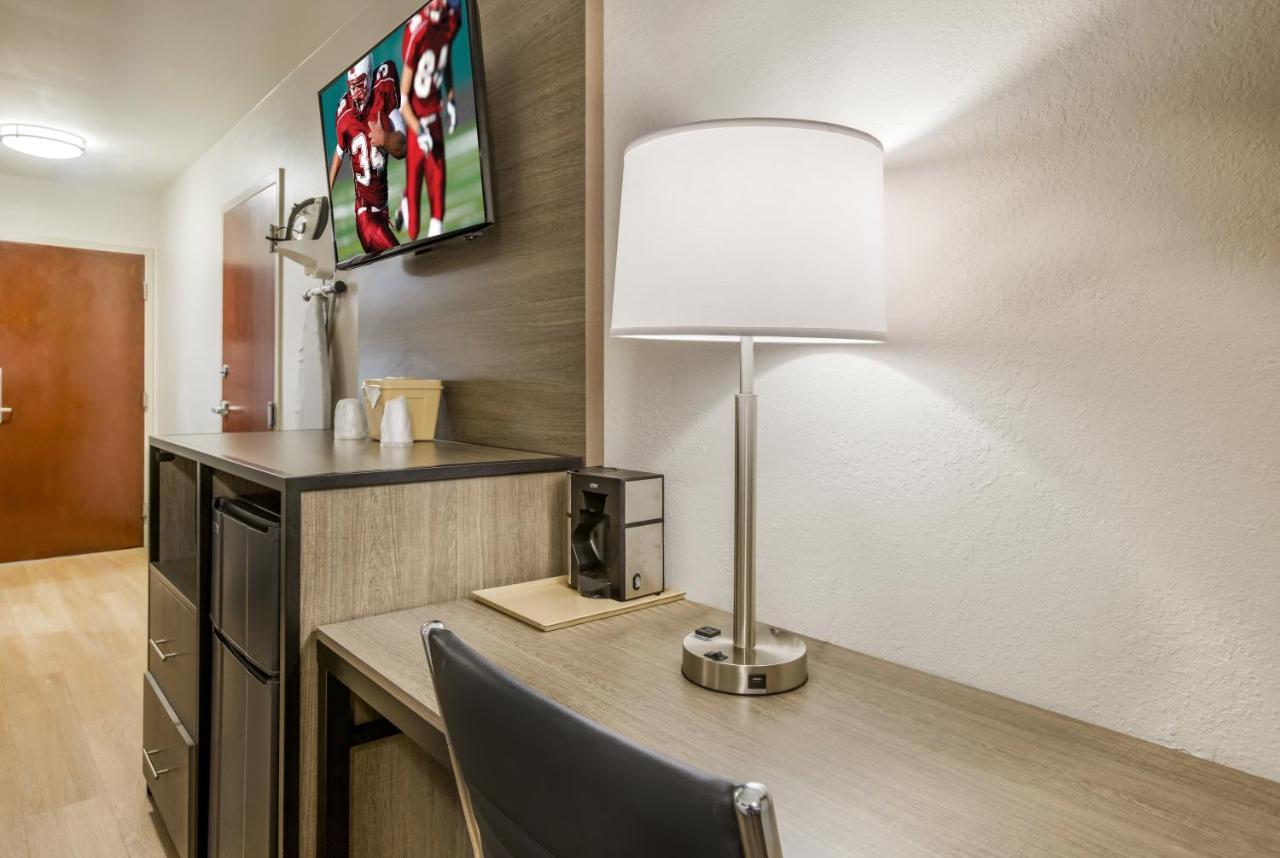 Red Roof Inn Plus+ & Suites Savannah - I-95 ジョージタウン エクステリア 写真