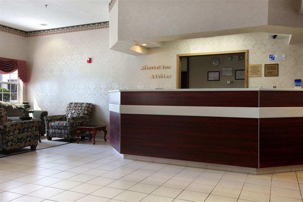 Red Roof Inn Plus+ & Suites Savannah - I-95 ジョージタウン エクステリア 写真
